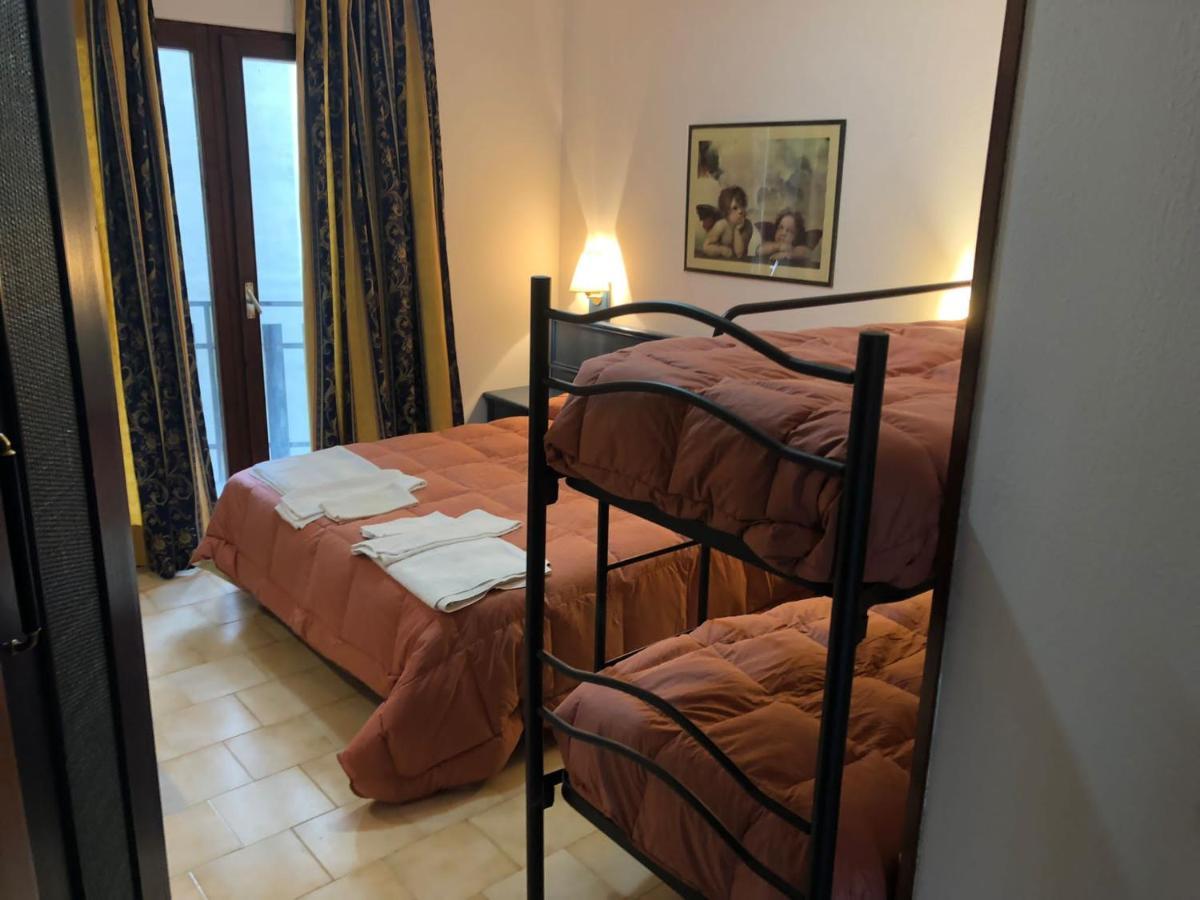 Petit Paradis شامبوريتشير المظهر الخارجي الصورة